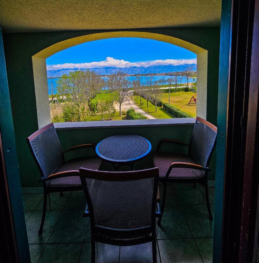Aenona Sea View Apartments Nin Exteriör bild
